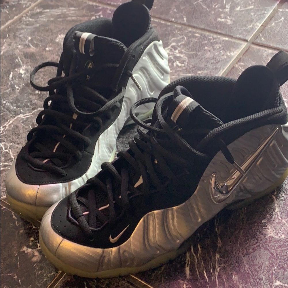 Nike air Foamposite pro silver surfer